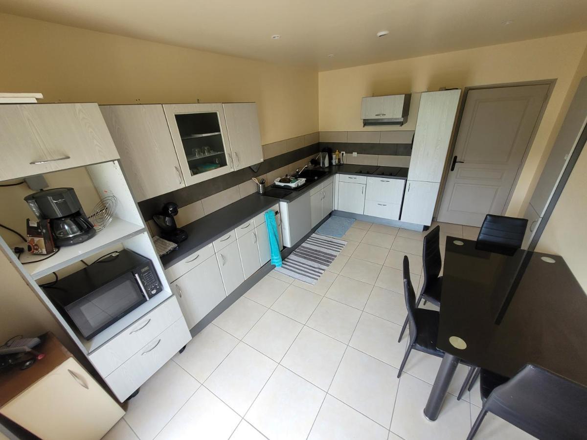 Residence De La Gare, Chambre Meublee ลงชูโม ภายนอก รูปภาพ